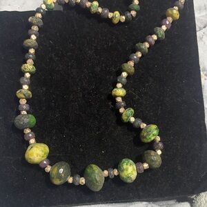 Elegant Green and Gold Beaded Necklace